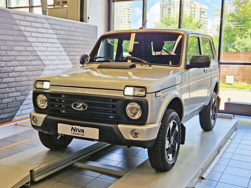 Lada Niva Legend